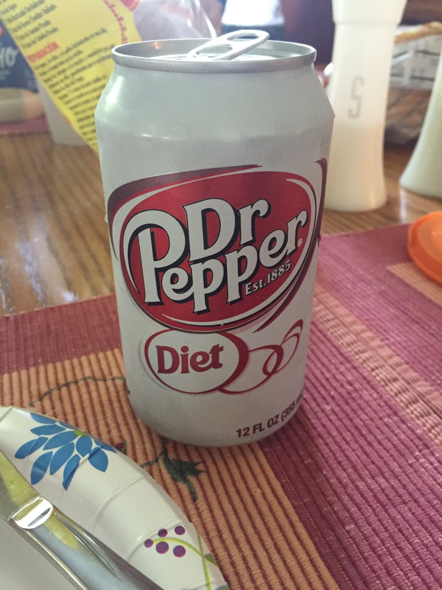 eleivorymusic's tweet photo. There's no diet Dr. Pepper on Mars! Just another reason for #YesEarth #Until2028 at least. @LeonMuss4Earth https://t.co/4TgMqZjy1W