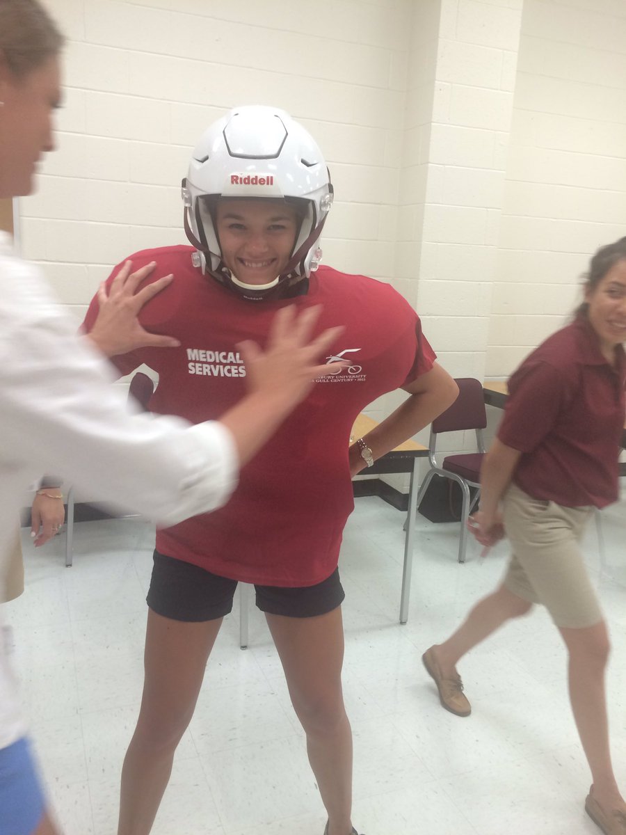 SUATClub's tweet photo. Our staff and students practicing spine boarding and equipment removal. #football #SUAT https://t.co/nvPqAiCPmU