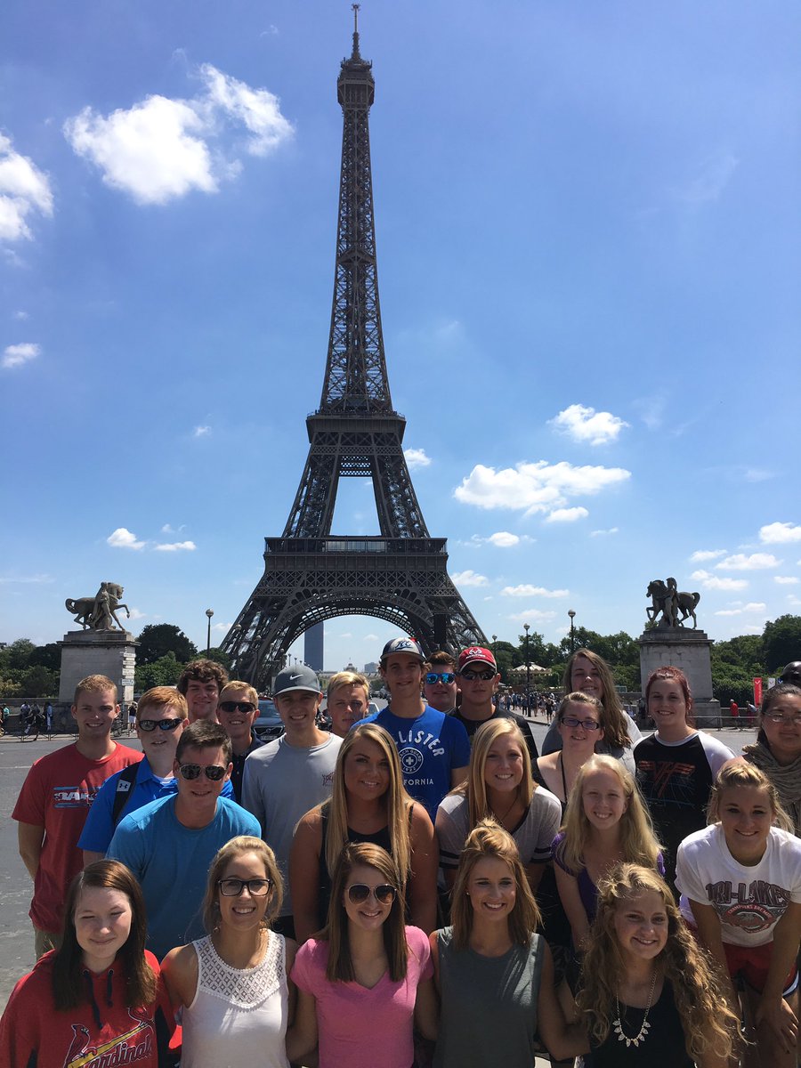 CoachJDorr's tweet photo. Day 6 was amazing in Paris. Eiffel Tower, Notre Dame, Arc de Triumph and French Food (yum) @CHSCards @EFtours https://t.co/wAvedphU0y