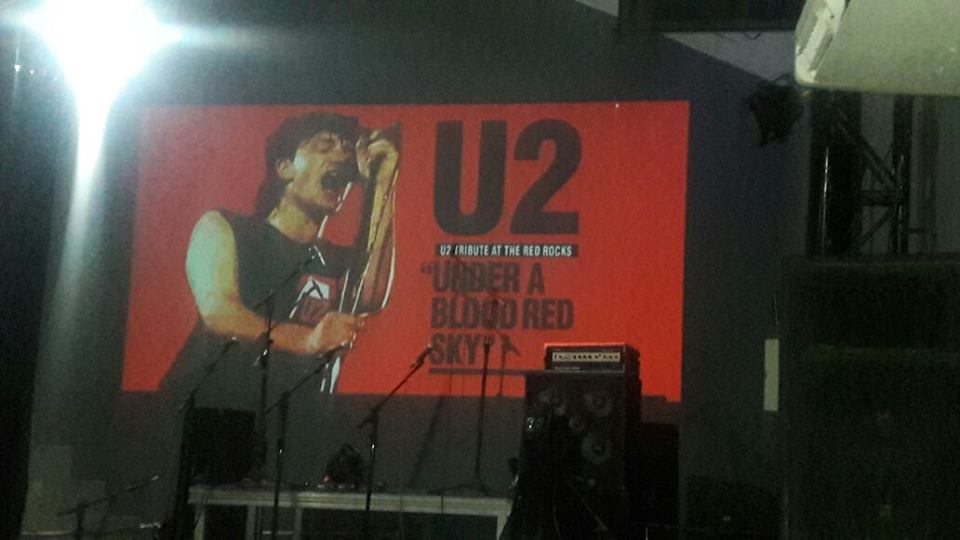 u2fortaleza's tweet photo. Tudo pronto para hoje! #letsgobar #theflyu2tribute #thefly10anos #redrocks #u2br #u2 #u2fortaleza Apoio: @u2br https://t.co/DDX935Oa9G