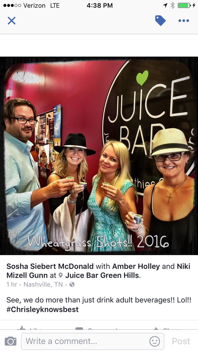 gracenmcdonald's tweet photo. My mother and her edits someone plz help............. #shots2016 https://t.co/u9Hvpw1JbF