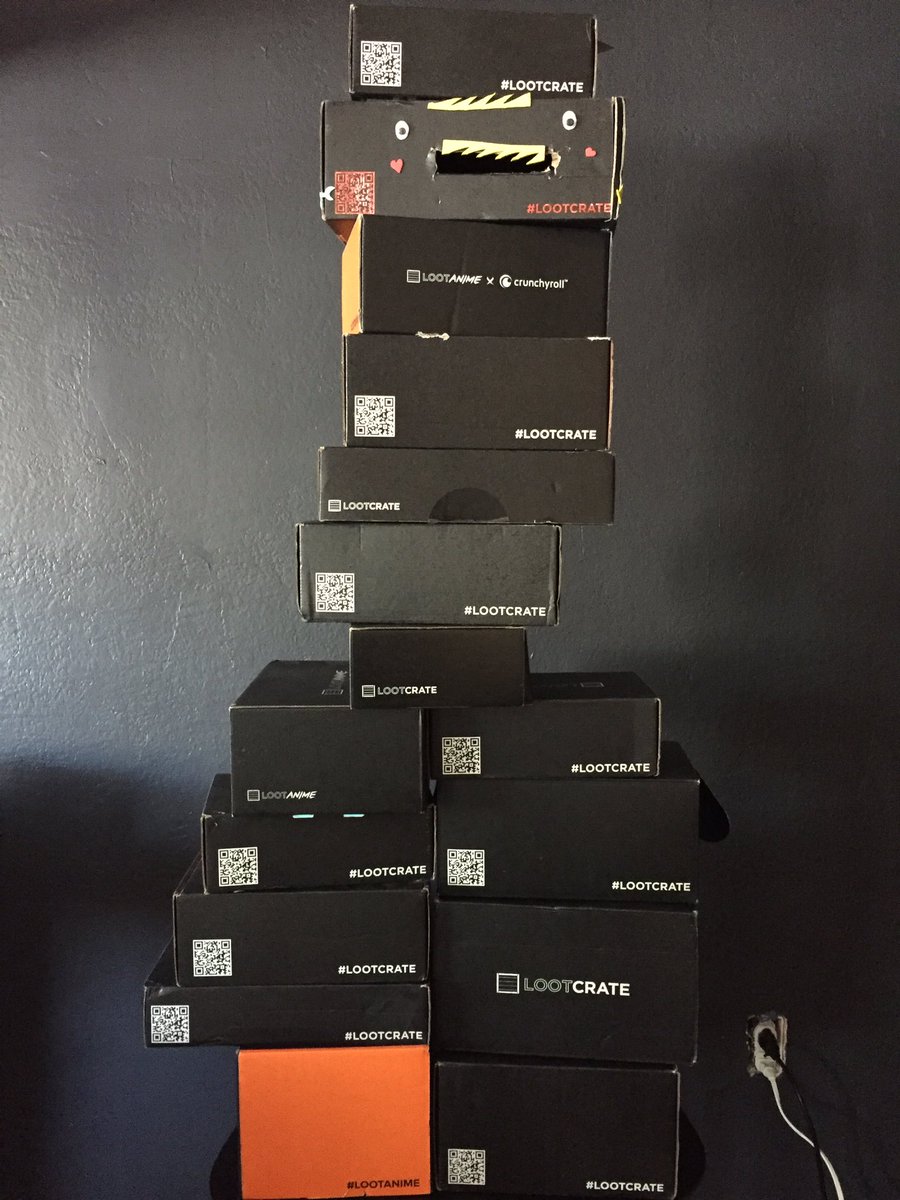 tinychallenges's tweet photo. Healthy addiction? Things that make us happy: #lootcrate #photoaday #tinychallenges #boxmonster https://t.co/us9yFavwKP