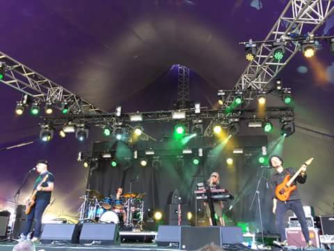 nikotsonev's tweet photo. @RamblinManFair rocked! With @Lifesigns_uk @SuhrCustom guitars @Kemper_Amps @ElixirStrings https://t.co/DHat7Utdt9