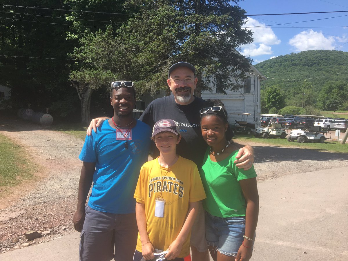 kippbigdog's tweet photo. Your kid is in good hands when fellow campers are @KIPP sters and counselors are @KIPPphilly alumni https://t.co/MgTXbKuCI4