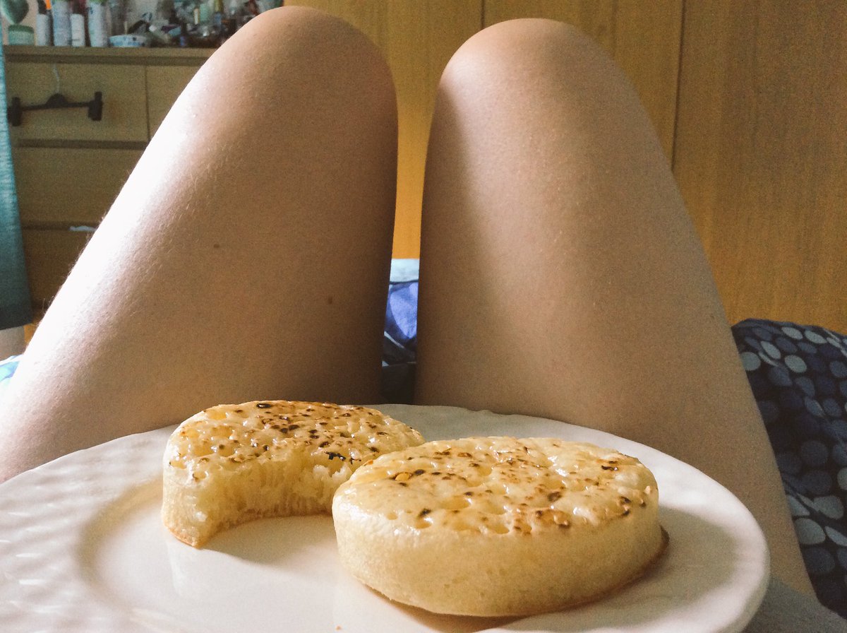 CrazyKnickers's tweet photo. Crumpet? https://t.co/X9yiitLIDS