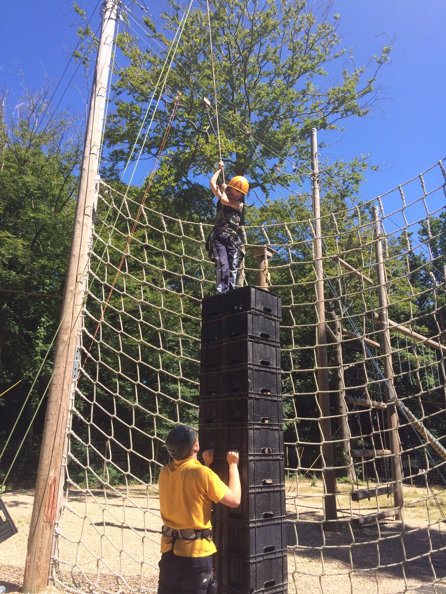 Alton8th's tweet photo. Create stacking @FernyCrofts #Day2fun #SummerCamp https://t.co/tH8ZSWel5C