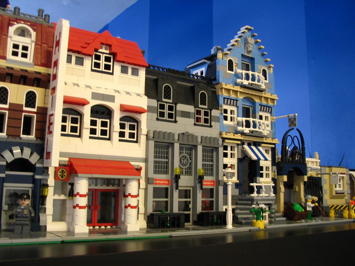 TechCrunch's tweet photo. Building as a modular gadget https://t.co/A1A0QUSz1L by @fe_novikov @petr_novikov https://t.co/0Dv2YKbuhP