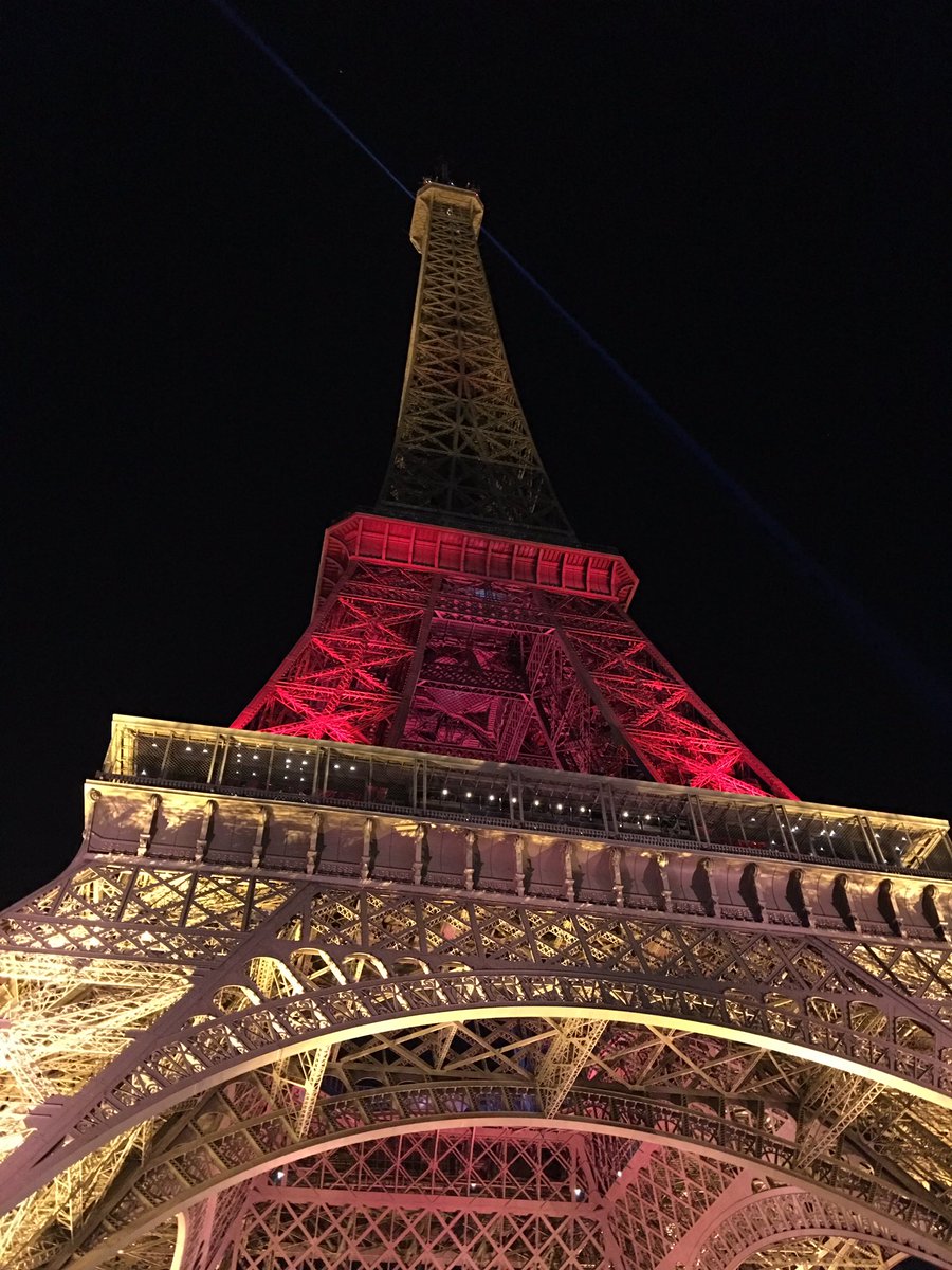 Emiliano On Twitter Tour Eiffel Tonight Has The Colors Of The German Flag Munich Prayformunich