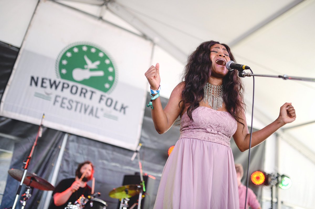 .<a href="/RubyAmanfu/">Ruby Amanfu</a>'s sultry cover of "I Put A Spell On You" was a crowd favorite at #newportfolk today. (📷: <a href="/adamkissick/">Adam Kissick</a>)
