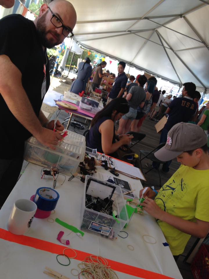partsandcrafts's tweet photo. We used up hundreds of clothespins #making #catapaults with #kids at #BostonMiniMakerFaire  We had a blast! https://t.co/TAQclUE6J3