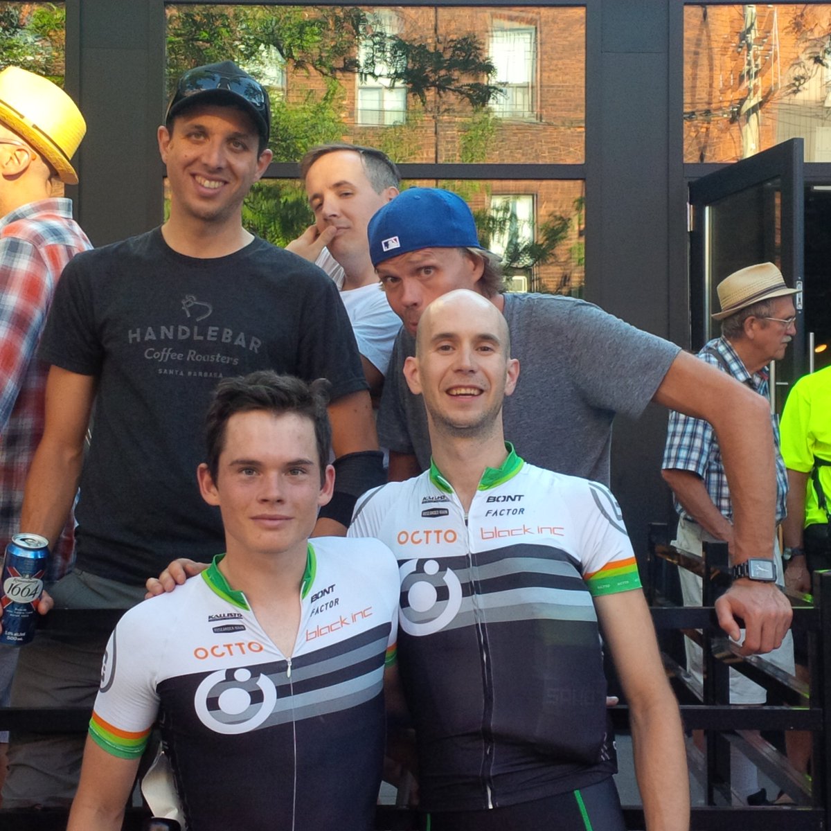JoyceMChiang's tweet photo. @DoctorOctto good looking team! @BlackIncWheels @ontariocycling #OssingtonCrit https://t.co/kaaafvotZp