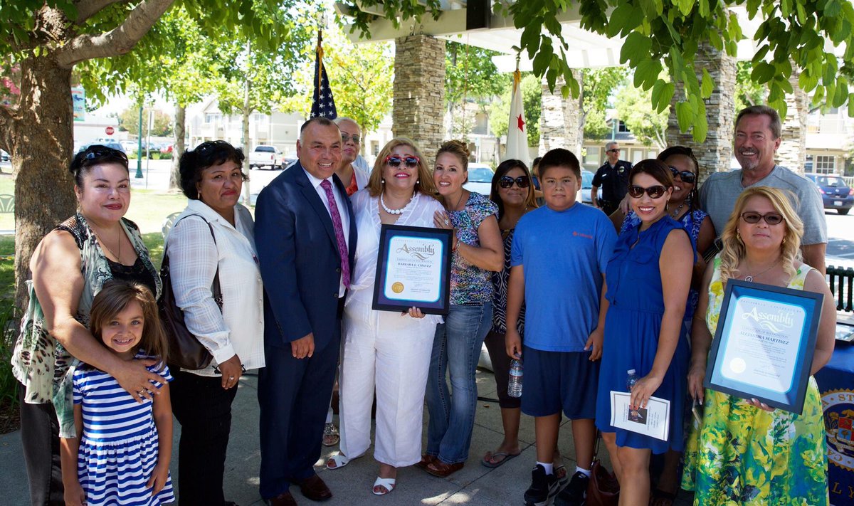 BarBaraLChavez's tweet photo. Earlier today I was honored as "Woman of the Year" by @AsmRodriguez52 for the @CityofFontanaCA.  #Chavez4FUSD https://t.co/1Rb94gnOSn
