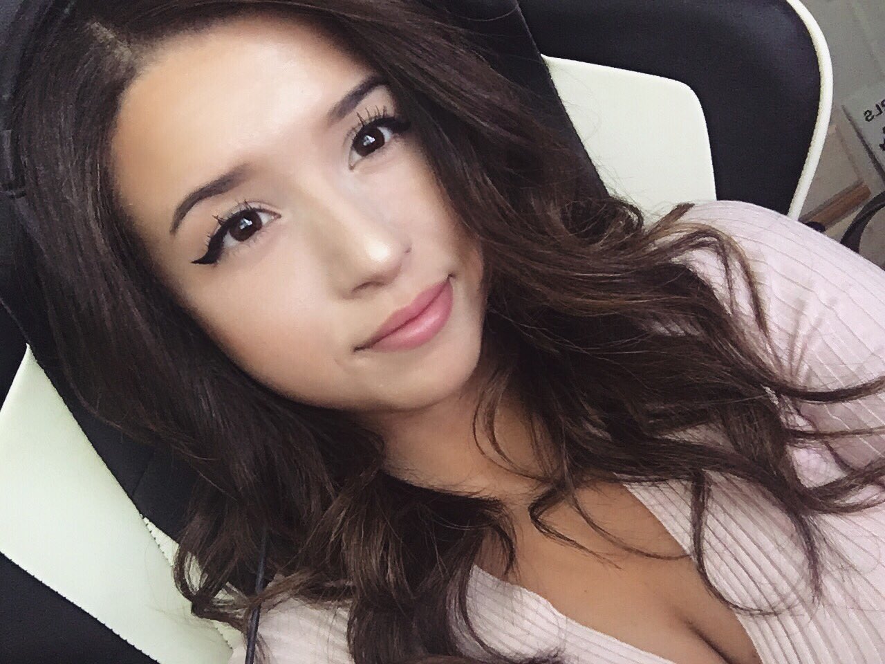 pokimane on Twitter: pokimane on Twitter: