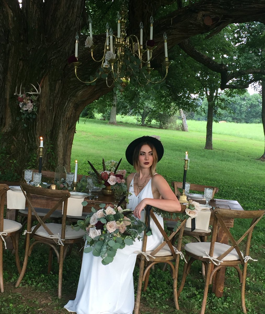 Photo shoot fun with @kellie_mueller @moss_and_willow #nashvilleweddingvenue  #bohowedding