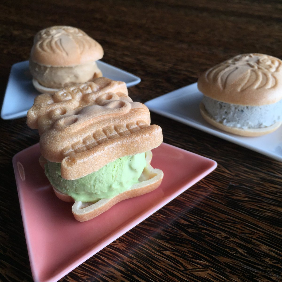 nojo_ramen's tweet photo. #monaka #icecreamsandwich #humphryslocombe #nojoramen https://t.co/H2aOz6dcHQ