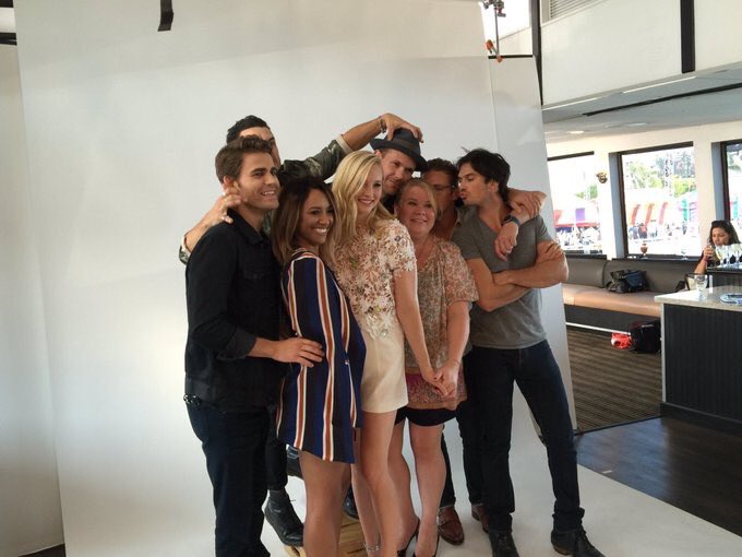 fallshipper's tweet image. GENTE :((((