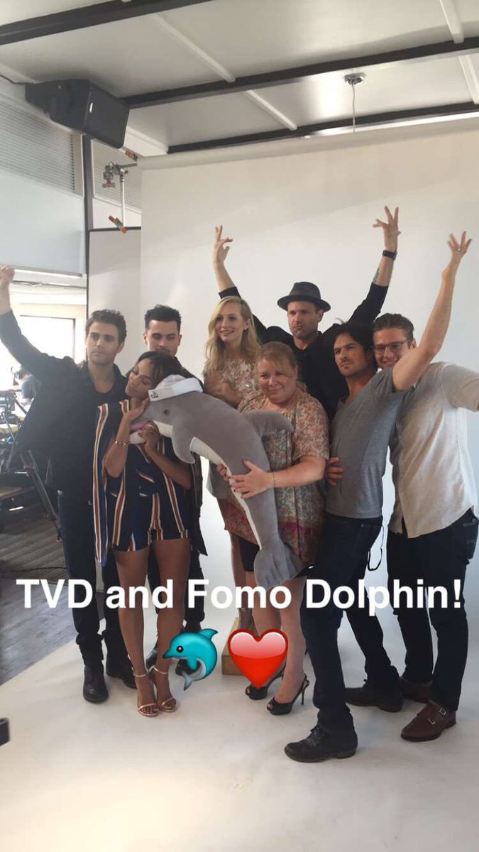 fallshipper's tweet image. GENTE :((((