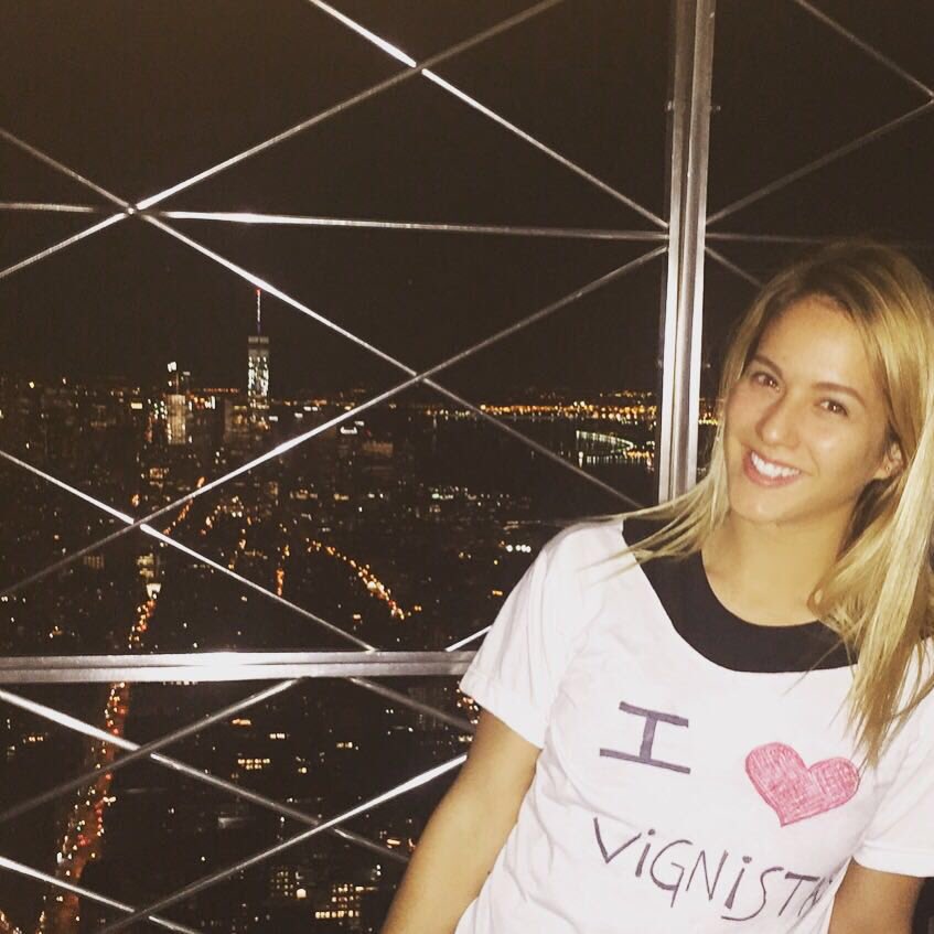 flor_vigna's tweet photo. #SiempreJuntosVignistas 🙏❤️ https://t.co/8QoF0zWBau