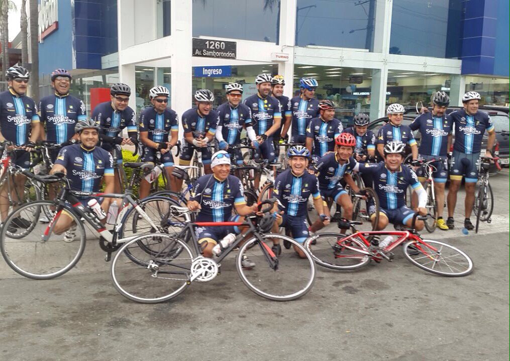 barrigario's tweet photo. Todos somos @SamboBikers con companerismo y solidaridad. @bridershop @SegurosCondor #alimentsa #green https://t.co/oBZR14BF77