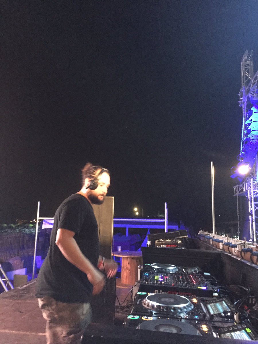 ibizasonica's tweet photo. #XIFEST live now @ibizasonica with @Mirko_Loko // coming up next @DavideSquillace tune in to https://t.co/Brlrv9CKhA https://t.co/62qqGZibVt
