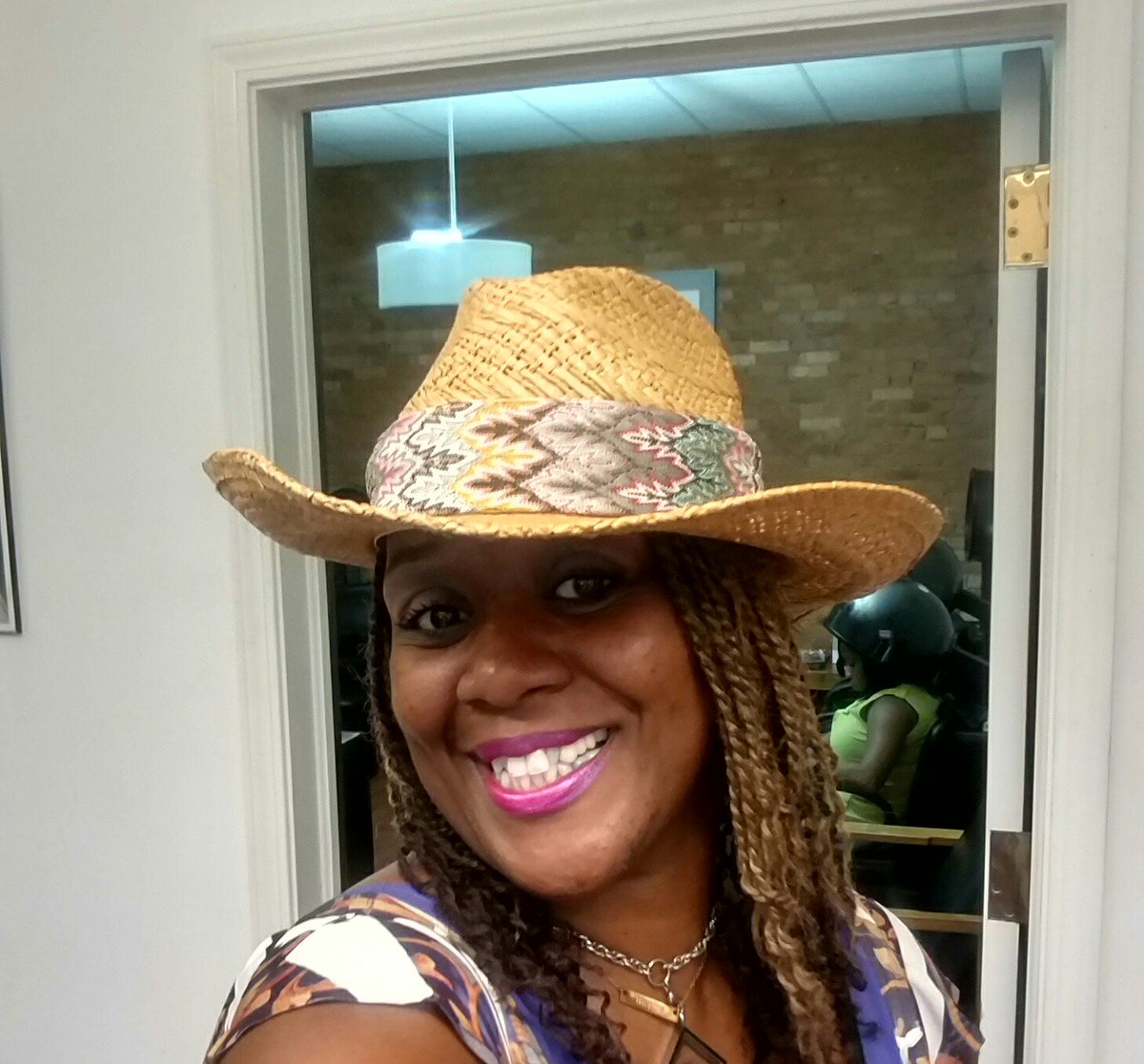 BLACKlife585's tweet photo. Headz up hats has one of the most authentic varieties of hats in Rochester,  NY. And it is black owned!  #ROC https://t.co/34GxUy7O6g
