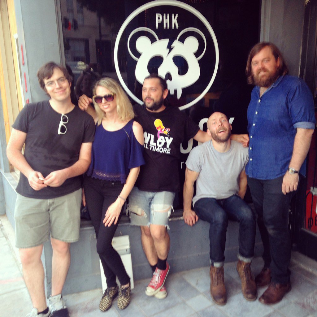 jennybesetzt's tweet photo. Heyy Durham see you tonight !!! #tendermadness #pinhook @noonemind  #enemywaves #konvoi https://t.co/T50x3dYLkq
