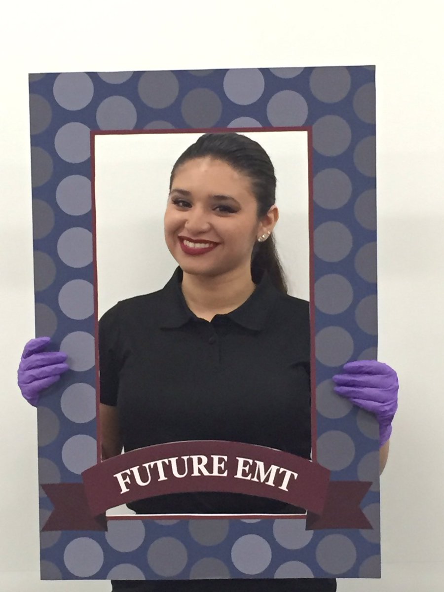 MrsHilburnRN's tweet photo. @CTHSweb @CthsHOSA #FirstEMT #Certified https://t.co/6lhLI4AyJT
