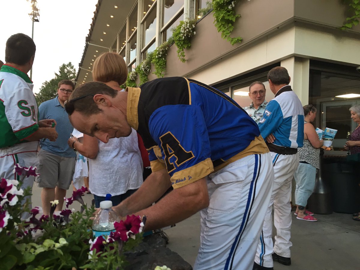 SaratogaCasino's tweet photo. Drivers @AldrichBruce, Stephane Bouchard + Frank Coppola Jr. signing autographs for fans. #SaratogaHarness #Gerrity https://t.co/lxh3Kl7JPC