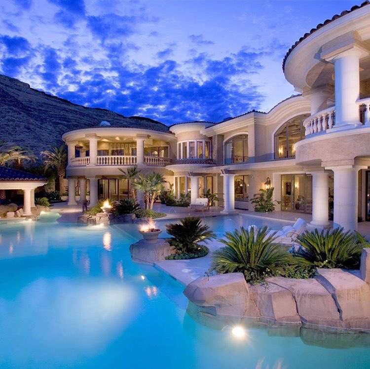 #dreamMansion who agrees?