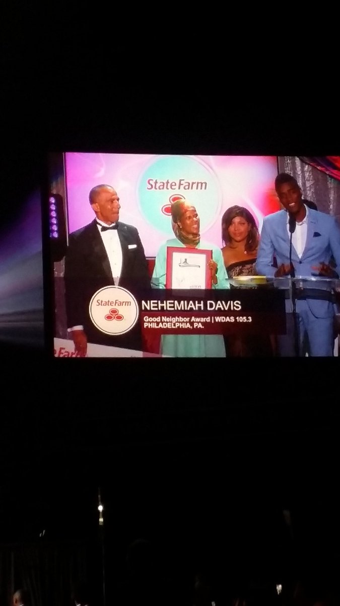 PHLCyberBestie's tweet photo. Congratulation #NAwards2016 #StateFarm #GoodNeighborAwardWinner #NehemiahDavis https://t.co/zvhqDpUxVw