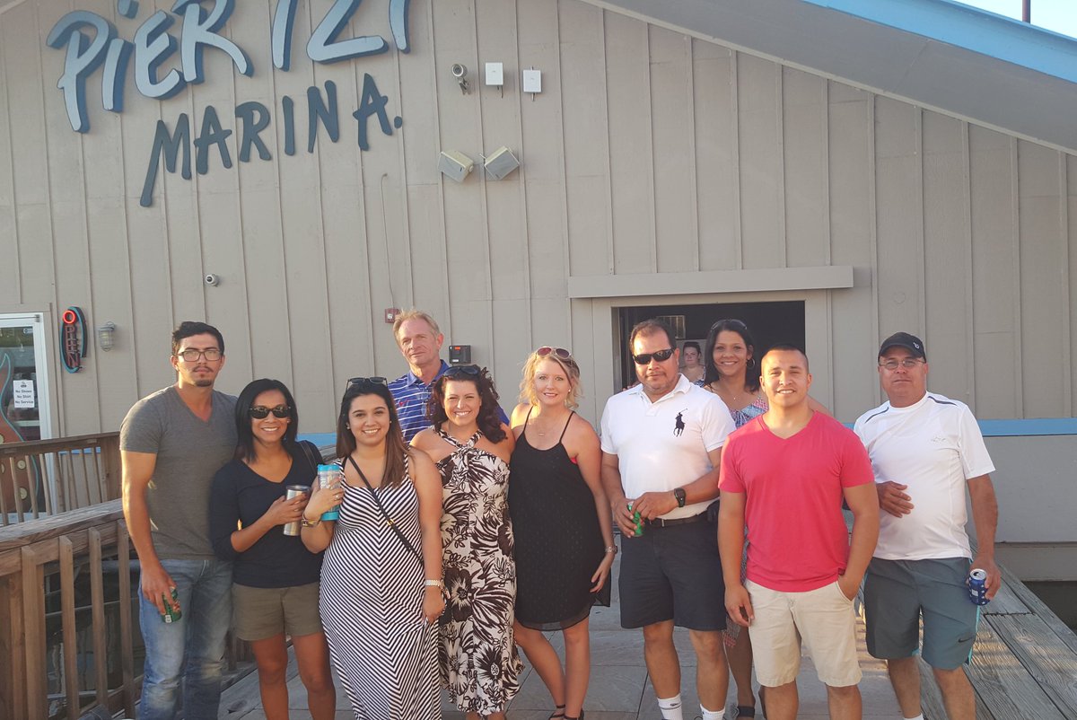 YolandaOlson15's tweet photo. Overton Trails- FT. Worth, TX -boat trip #employeeappreciation #bigDcats @CShaw_Resource @Resource_Res @vjballas https://t.co/yVLGxJJlia