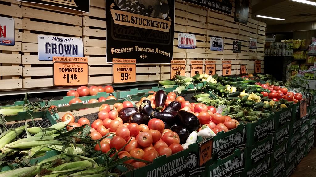 Laserchuck's tweet photo. @GordonRamsay problem solved, went to a different grocery store with local fresh produce and far better selection. https://t.co/7WIwSn87hg