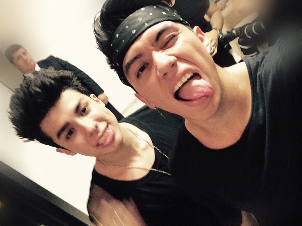 eduar_garr's tweet photo. Ropiendo la arena Monterrey ! 💥@mariobautista_ 💥 https://t.co/aOiSHQlVvn