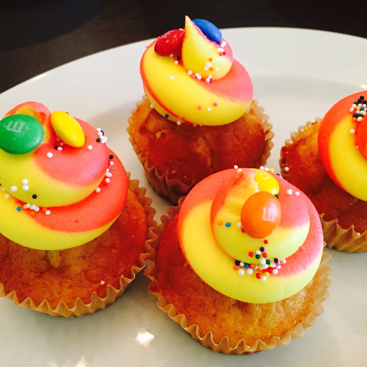 HOTBUNNYDINER's tweet image. おはようございます！
Happy Sunday**
本日もよろしくお願いします☆
hotbunnydiner.com