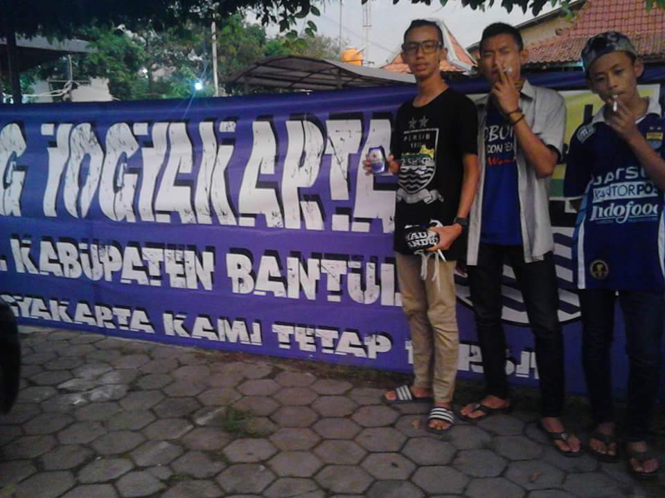 wldngldn's tweet photo. #vikingyogyakarta
#Persib #Bandung
#save1933 https://t.co/p9xtHpraOZ