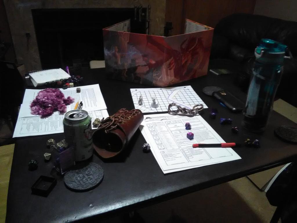 KRcosplay's tweet photo. @matthewmercer first time as DM with a custom one shot. Thank you and #CriticalRole for inspiring me!
#HowIDidThis https://t.co/CklrRHvdpC