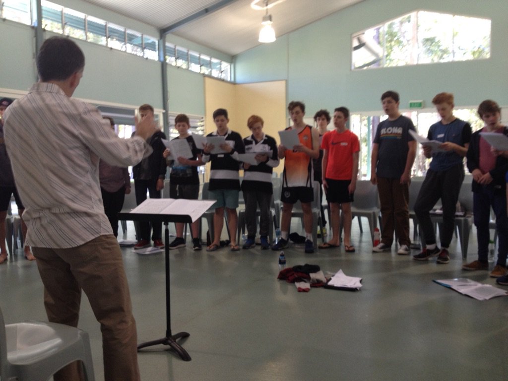 MusicIona's tweet photo. From spiritual to jazz. The afternoon session continues! There is nothing like hearing a group of young men sing!! https://t.co/Kx0dOOKM8D