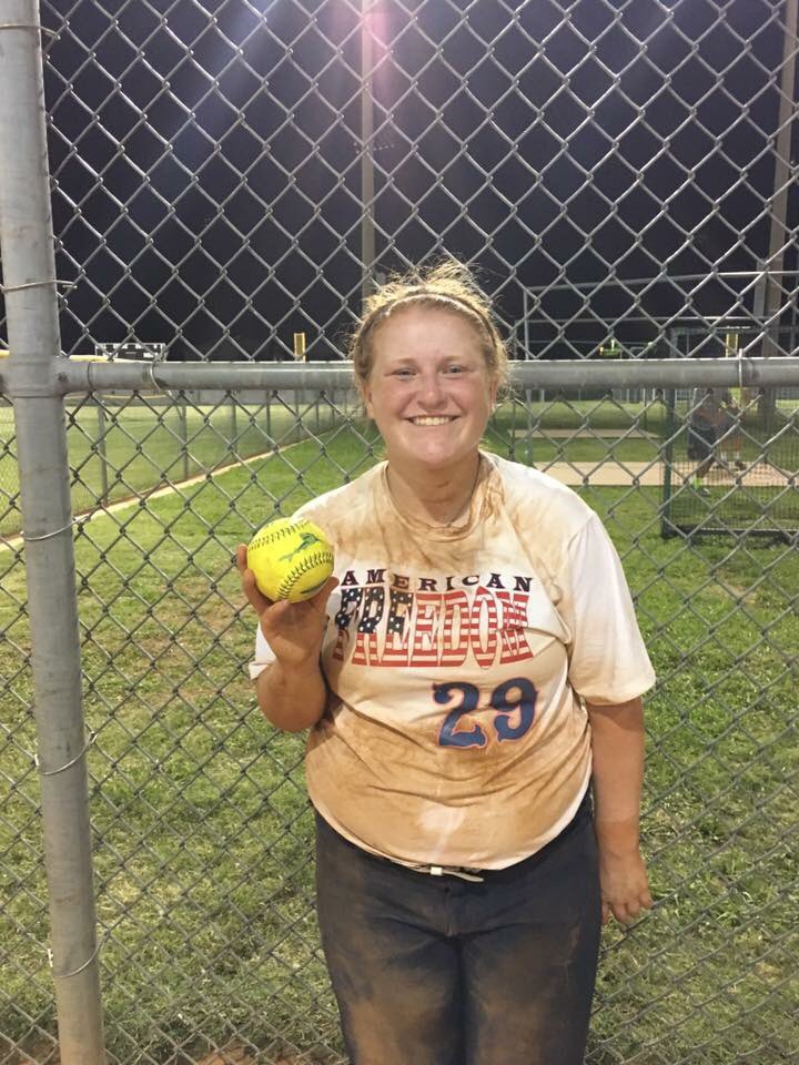 LATParks's tweet photo. Rebekah Parks  (2019 C/3B) got career HR #19 tonight at the USSSA Nat.   (2nd HR for the tour).  #AFDFW. #AFSoftball https://t.co/gy09mqiCq7