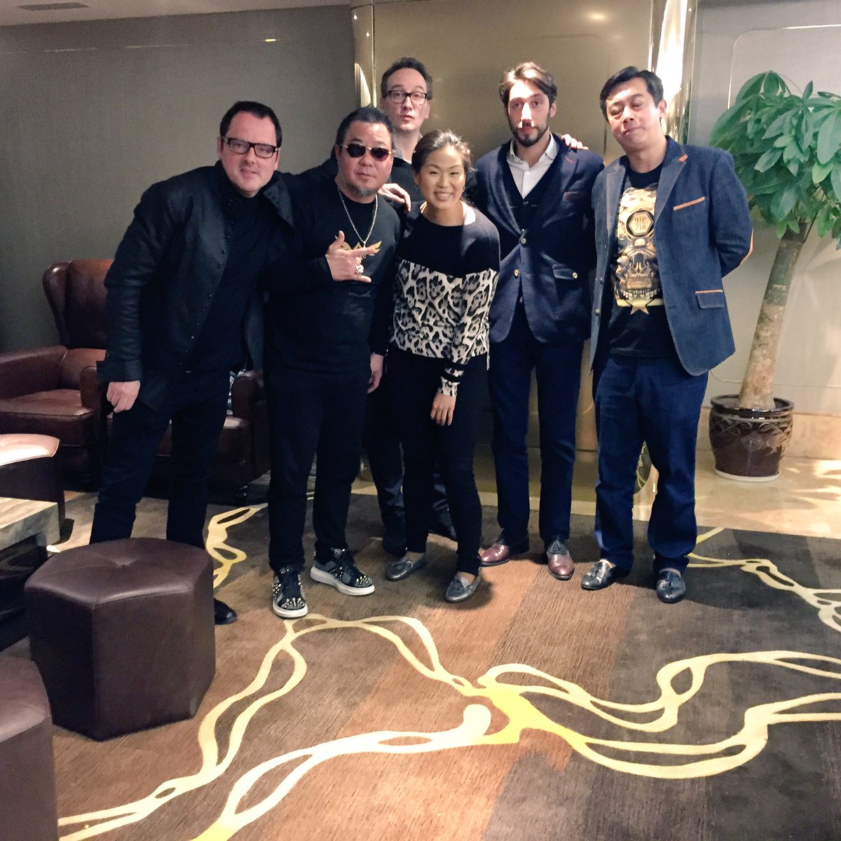 ChrisAsetti's tweet photo. Real blast in Shenzhen, China. Buddy #richardchiang CEOof #Konlive at #3nod headquatres https://t.co/WhWsqTD8Y3 https://t.co/AUz1V7eUSa