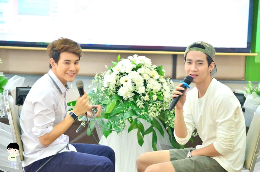 WarakornChain's tweet photo. เตรียมตัวร้องเพลงคู่ . . .
สกิลการร้องเพลงดีมาก เห็นๆกันอยู่เนอะ 5555
#CHAINDAYSWITHYOU
@ChainThanin @KiimMon https://t.co/iR9VmKn06v