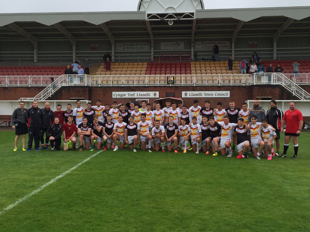 BOLHSrugby's tweet photo. A lovely and wet morning watching 2of next years Bishop first XV boys playing for walesU16s rugby league #multiCode https://t.co/56Fvi5CP0r