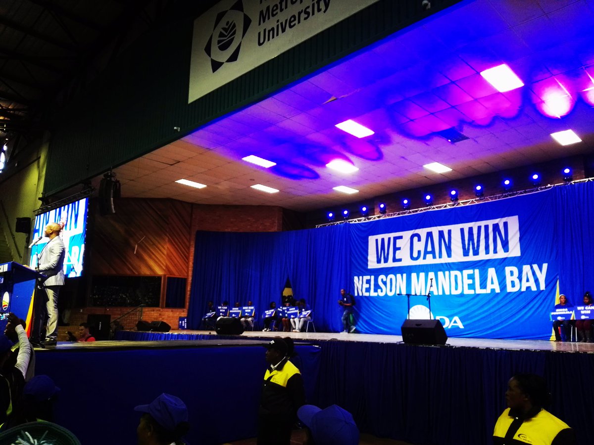 MmusiMaimane tweet picture