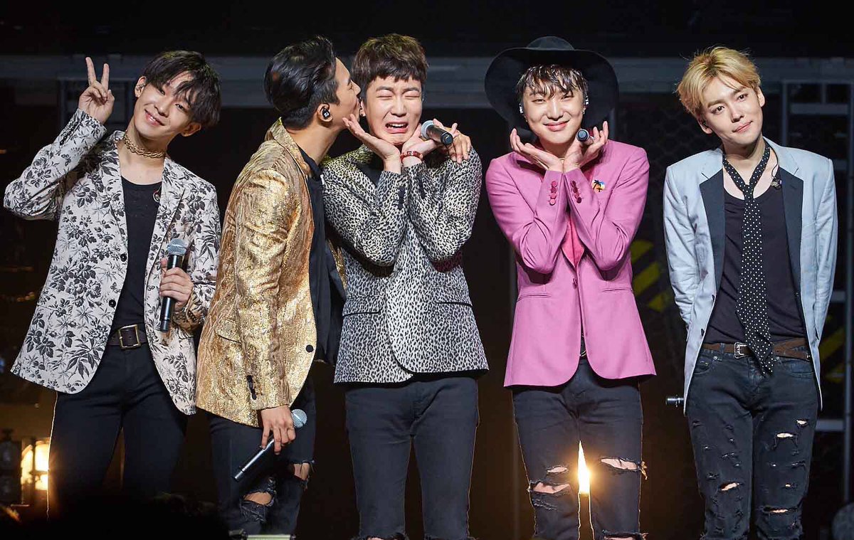 kpop31318's tweet photo. かっこいい😍
YGfamily大好き💕
好きな人繋がりましょ👏👏👏
好きな人RTお願いします😊

#BIGBANG
#2NE1
#WINNER
#iKON
#YGfamily https://t.co/dP92PXshuV