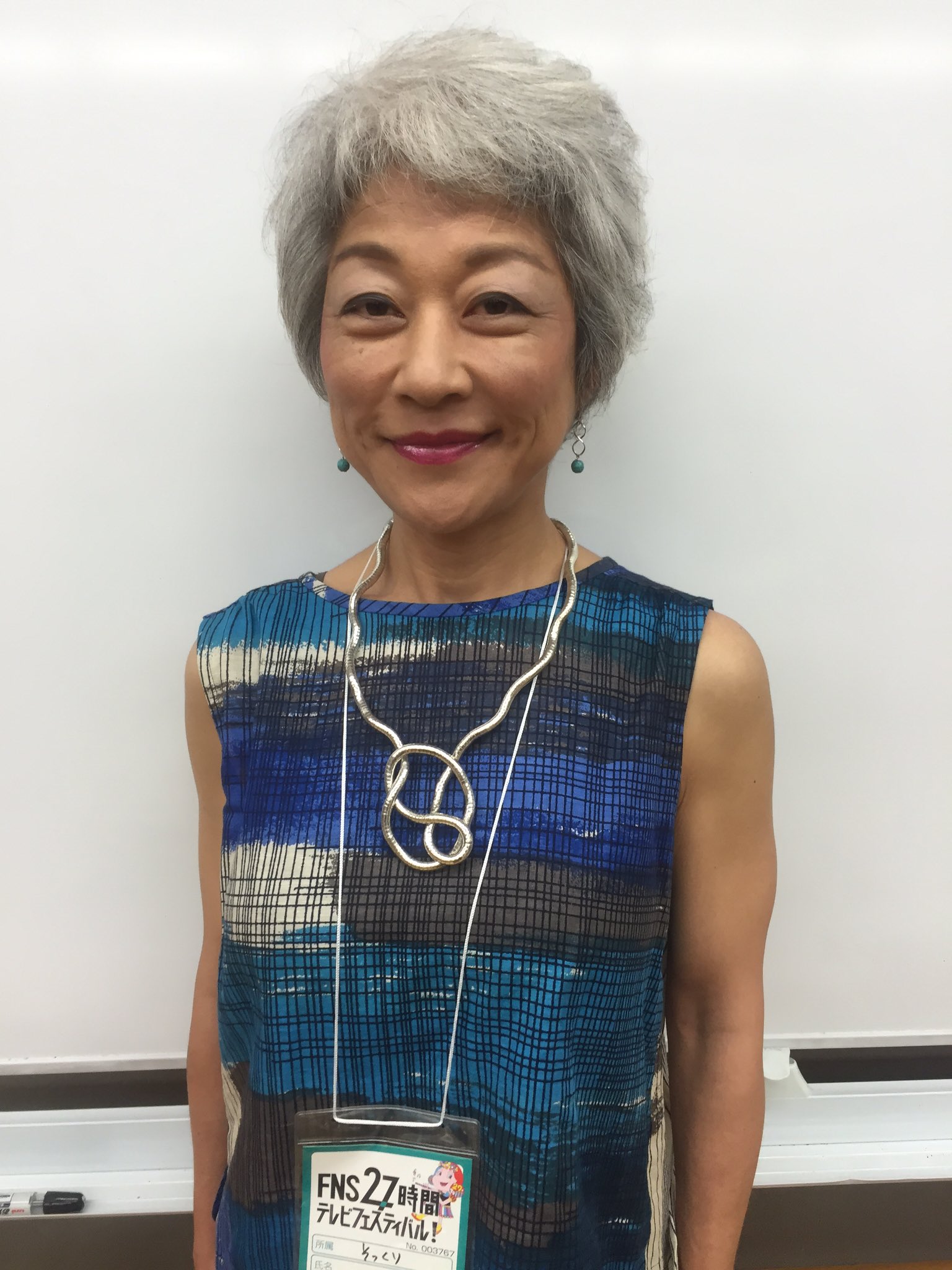 27時間テレビ にほんのスポーツは強いっ 飛び入り参加枠代表のそっくりキャラは 可愛いベイビー が歌えない音痴な中尾ミエです T Co Lhycaav4hj 似てると思ったらrt フジテレビそっくり ２７時間テレビ T Co 54avvixxp4 Twitter