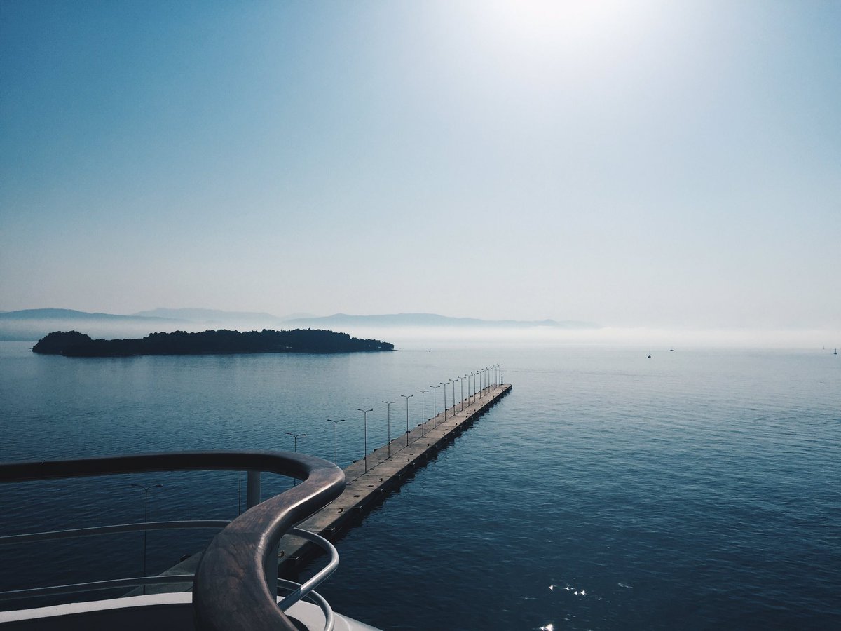 JaamieShields's tweet photo. Good morning, from the beautiful Grecian coast of Corfu! 🌞#anotherdayanotherview #ORIANA #shiplife #dancer https://t.co/H4qXnBVDuq