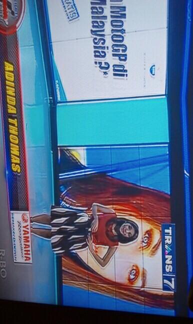 RatnaSariDavid's tweet photo. @Adindathomass  Nonton motoGp bersama adinda thomas😀😀mau nontonin adindanya aja deh hehe#dindadimana https://t.co/b8ZXPiRbpt