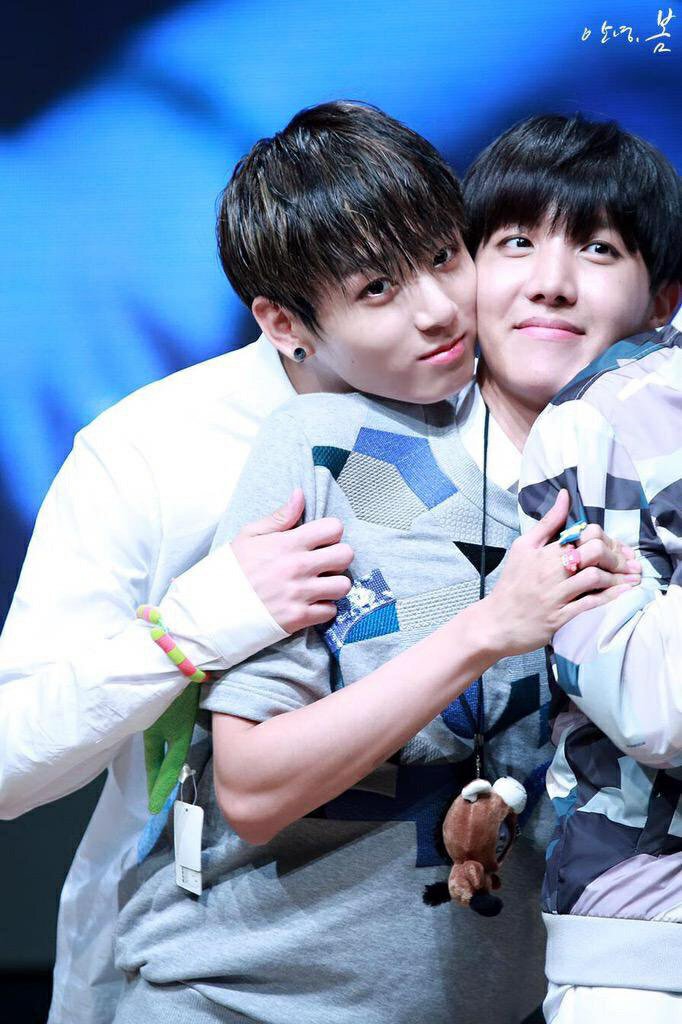 PicsHopekook's tweet photo. https://t.co/8j9JILvWkz