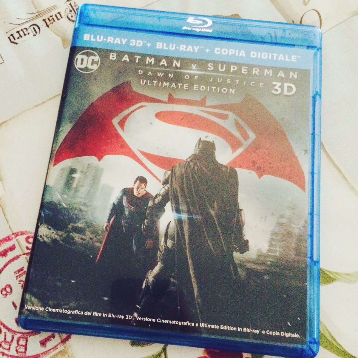 iammarysilver's tweet photo. @HenryCavillReal mine 😍😍😍 #bluray #3D #batmanvsuperman #amazing #movie https://t.co/VqLWvBiAei
