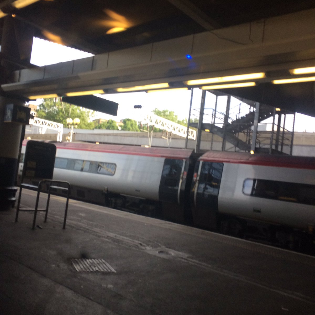 HannahPCrane's tweet image. I&apos;m off!!!! Train leaving London heading @YLABProject #joinlearngrow #europeanexchange See u all soon!!
