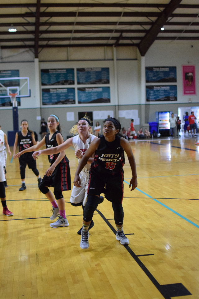 girlzprepreport's tweet photo. Both @CoachTed68 @KatyRebels Lauritano are ready for @PrimeTimeSportz NATIONALS https://t.co/NJYKXaYiU4